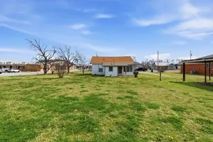 207 Pine St, Gordon, TX 76453 - Photo 33