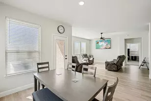 1309 Foxtail Ct, Godley, TX 76044 - Photo 13