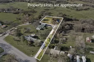 202 Johns Dr, Chico, TX 76431 - Photo 5