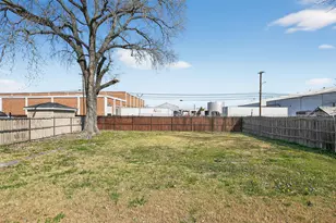 8155 Shafter Dr, Dallas, TX 75227 - Photo 27