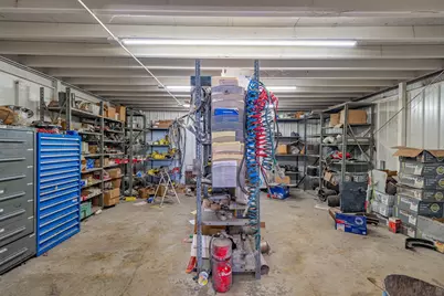 4610 E Highway 199, Springtown, TX 76082 - Photo 15