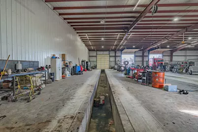 4610 E Highway 199, Springtown, TX 76082 - Photo 11