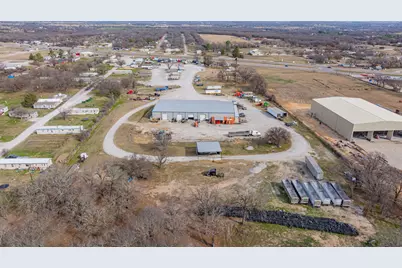 4610 E Highway 199, Springtown, TX 76082 - Photo 31