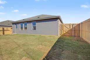 961 Prestonwood Ln, Keene, TX 76059 - Photo 27