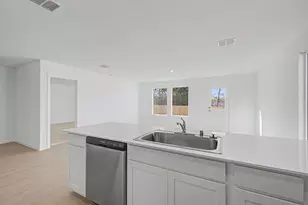 961 Prestonwood Ln, Keene, TX 76059 - Photo 7