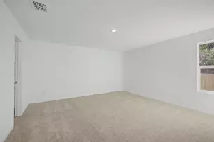 961 Prestonwood Ln, Keene, TX 76059 - Photo 23