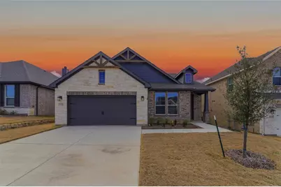 3520 Columbus Street, Gainesville, TX 76240 - Photo 1