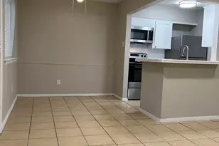 2800 W Pioneer Dr, Irving, TX 75061 - Photo 5