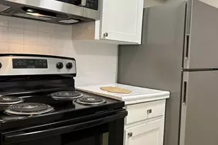 2800 W Pioneer Dr, Irving, TX 75061 - Photo 3