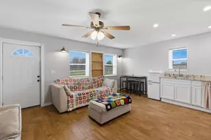 7660 Reed Rd, Azle, TX 76020 - Photo 25