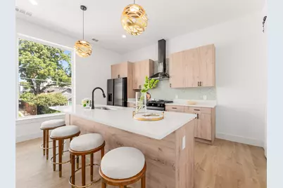 2015 N Prairie Avenue #102, Dallas, TX 75204 - Photo 5