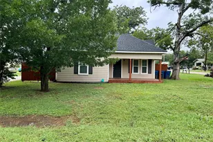 309 N Neches St, Whitney, TX 76692 - Photo 21