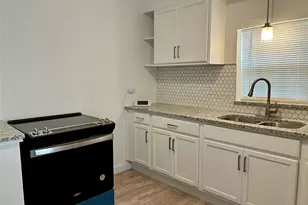 309 N Neches St, Whitney, TX 76692 - Photo 13