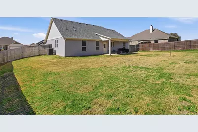 4004 Gallivant Drive, Granbury, TX 76049 - Photo 25