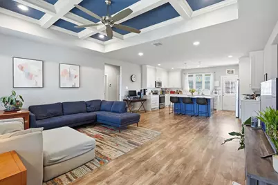 4004 Gallivant Drive, Granbury, TX 76049 - Photo 7