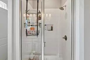 4004 Gallivant Dr, Granbury, TX 76049 - Photo 13