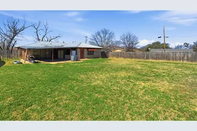 504 N Hall Street, Hamilton, TX 76531 - Photo 31