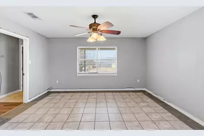 504 N Hall Street, Hamilton, TX 76531 - Photo 7