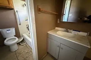 3313 Oak Timber Dr, Fort Worth, TX 76119 - Photo 7