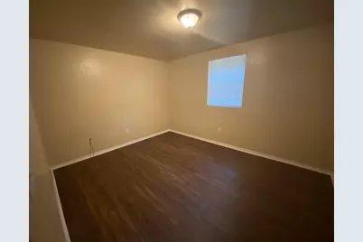 208 Bobbie Ann Court, Granbury, TX 76049 - Photo 5