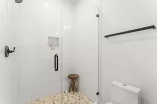 2015 N Prairie Ave, Dallas, TX 75204 - Photo 23