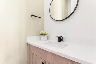 2015 N Prairie Ave, Dallas, TX 75204 - Photo 25