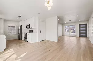 1010 Noble Ave, Carrollton, TX 75006 - Photo 7