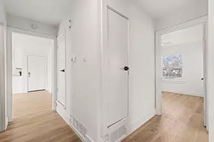 1010 Noble Ave, Carrollton, TX 75006 - Photo 13