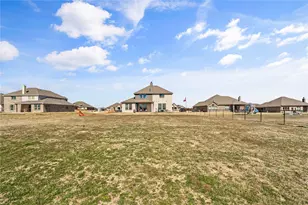 6017 Mango Dr, Sanger, TX 76266 - Photo 33