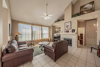 1019 Morningside Drive, Grand Prairie, TX 75052 - Photo 11