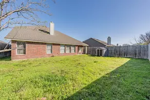 1019 Morningside Dr, Grand Prairie, TX 75052 - Photo 25