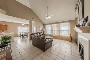 1019 Morningside Dr, Grand Prairie, TX 75052 - Photo 13