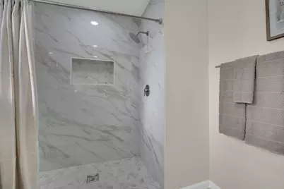 1705 Northtown Drive, Grand Prairie, TX 75050 - Photo 11