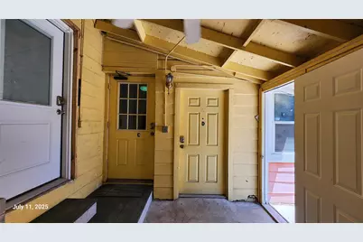 1015 S Welch Street #C, Denton, TX 76201 - Photo 9