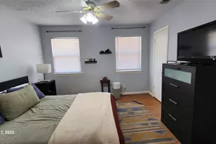 1015 S Welch St, Denton, TX 76201 - Photo 15