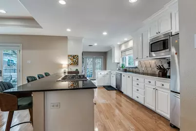 7242 Alexander Drive, Dallas, TX 75214 - Photo 9