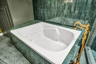 3802 S Versailles Ave, Dallas, TX 75209 - Photo 29