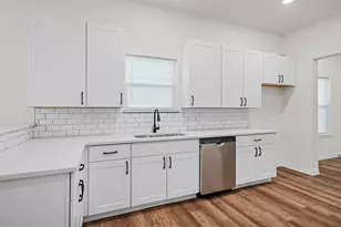 2809 Travis Ave, Fort Worth, TX 76110 - Photo 9