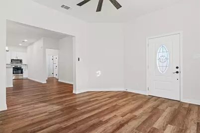 2809 Travis Avenue, Fort Worth, TX 76110 - Photo 5