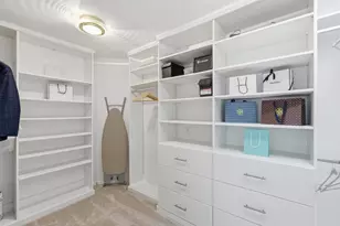 3718 Wooded Creek Dr, Farmers Branch, TX 75244 - Photo 17