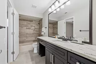 3718 Wooded Creek Dr, Farmers Branch, TX 75244 - Photo 21