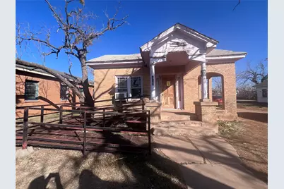 407 Commercial Avenue, Anson, TX 79501 - Photo 1