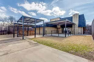 709 Royal Oaks Dr, Garland, TX 75040 - Photo 35