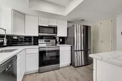 709 Royal Oaks Drive, Garland, TX 75040 - Photo 17