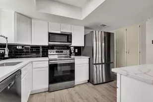 709 Royal Oaks Dr, Garland, TX 75040 - Photo 17