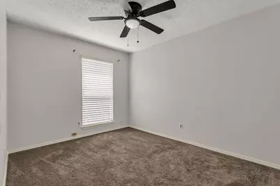 709 Royal Oaks Drive, Garland, TX 75040 - Photo 33