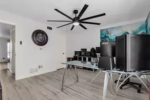 709 Royal Oaks Dr, Garland, TX 75040 - Photo 23