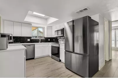 709 Royal Oaks Drive, Garland, TX 75040 - Photo 19