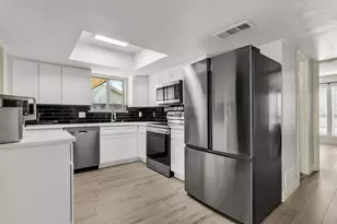 709 Royal Oaks Dr, Garland, TX 75040 - Photo 19