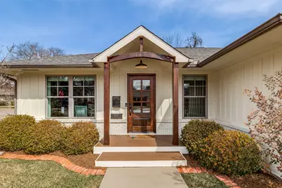 6737 Ravendale Lane, Dallas, TX 75214 - Photo 3